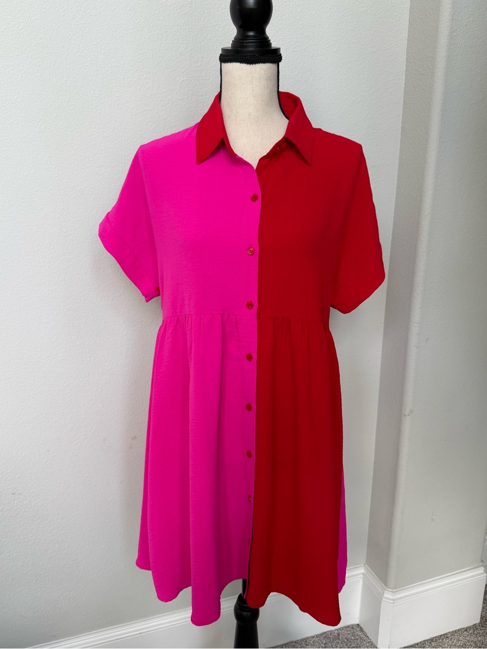 JODIFL Bold Red and Pink Colorblock Button-down Shirt Dress